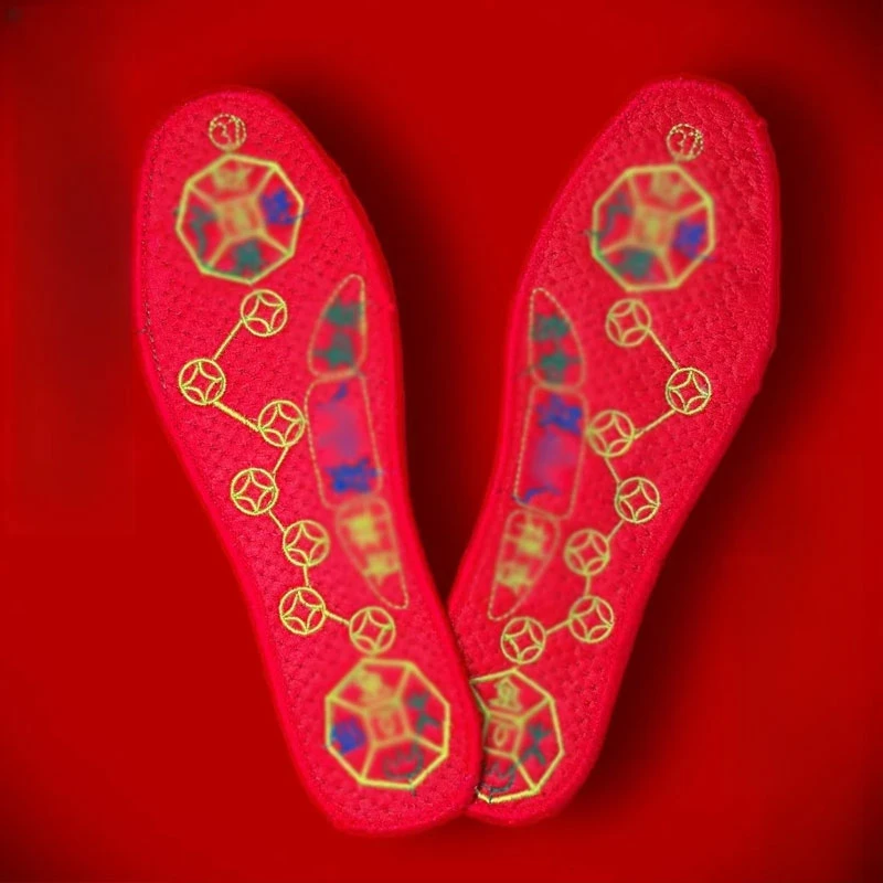 【老师推荐】脚踏七颗星鞋垫本年男女红色刺绣花透气吸汗除臭喜庆