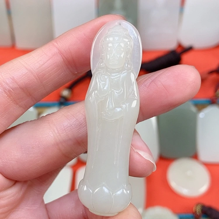 【闪购商品】颈饰未镶嵌和田玉