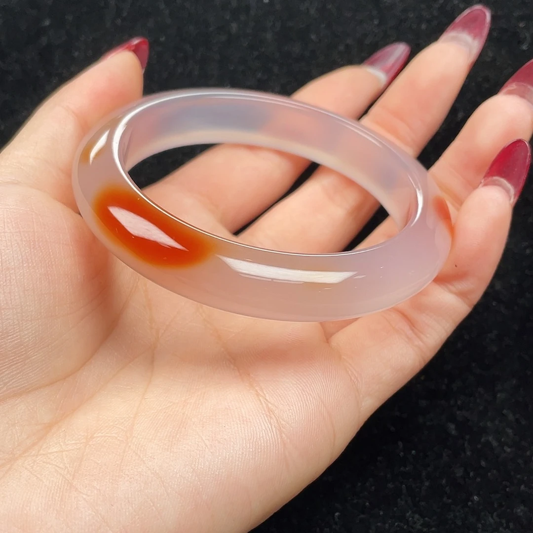 玛瑙/玉髓手镯未镶嵌红**雪