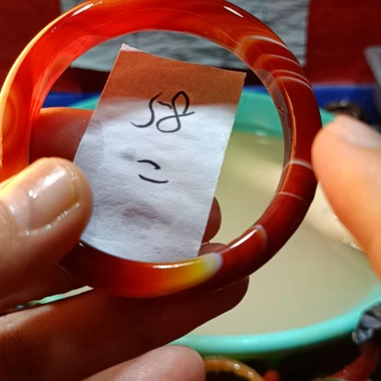 玛瑙/玉髓手镯未镶嵌