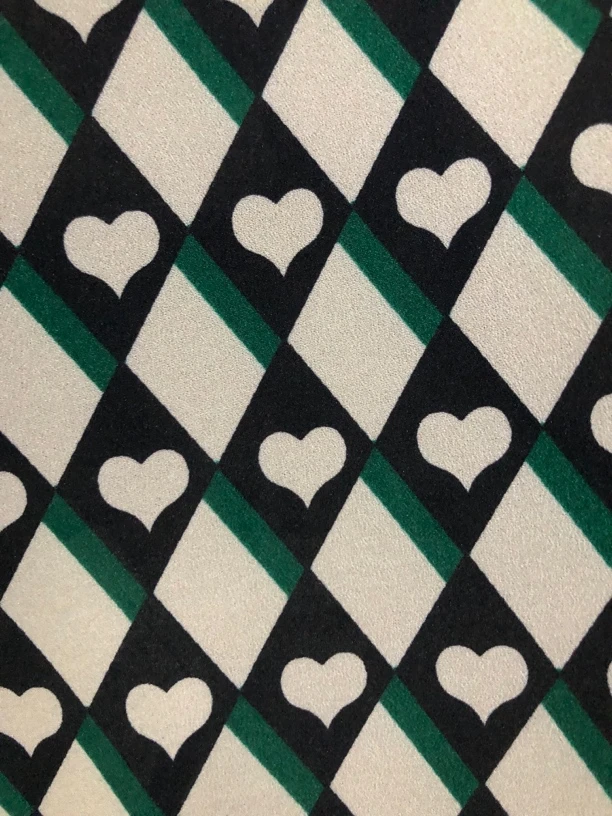 弹力双绉绿色几何桃心连衣裙时装面料