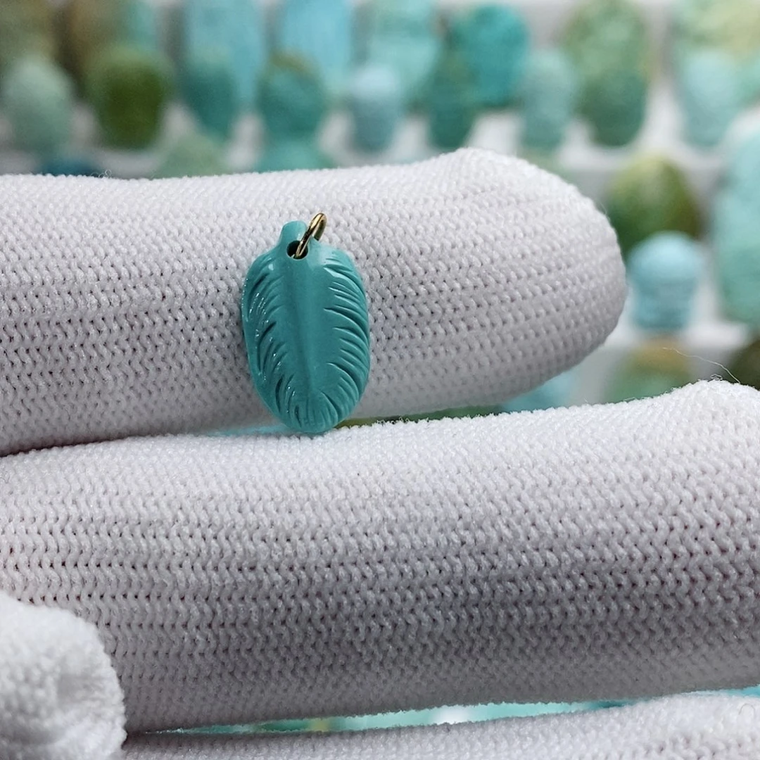 绿松石绿松石未镶嵌