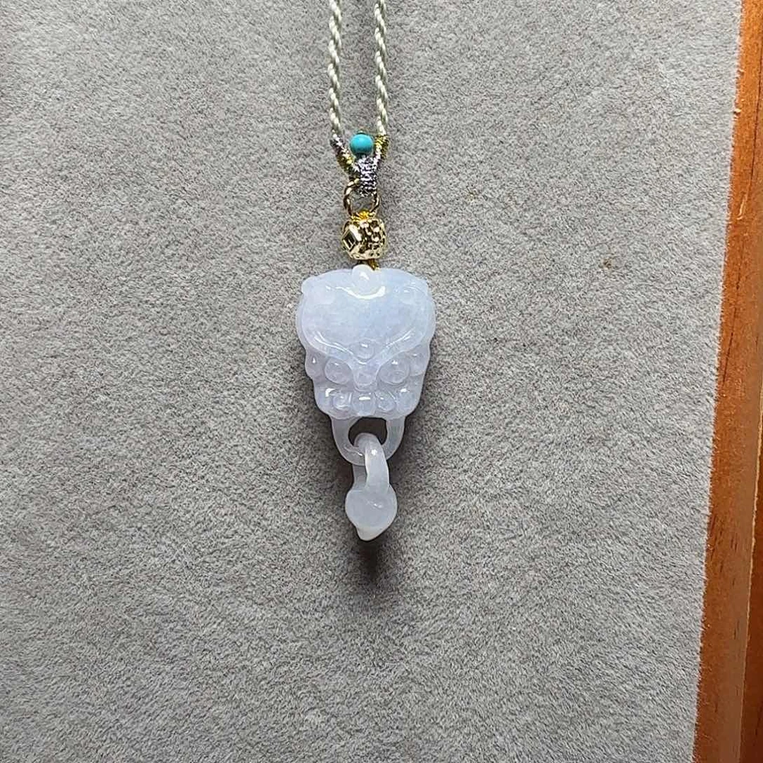 吊坠(赠链)未镶嵌翡翠