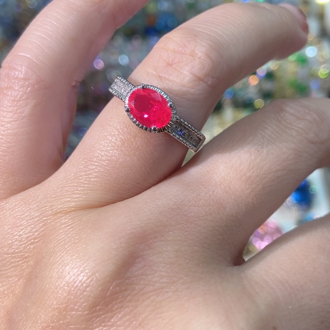 66锆石（处理）戒指