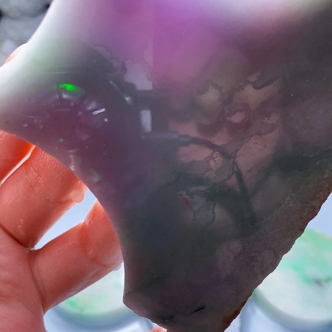 荷***蛋翡翠未镶嵌颈饰5889