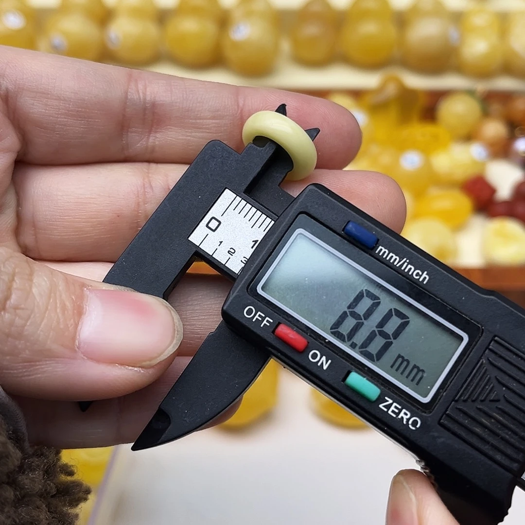 蜜蜡未镶嵌裸石天然