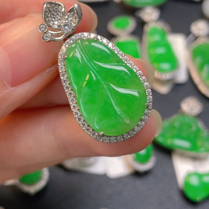 翡翠银S925镶嵌颈饰