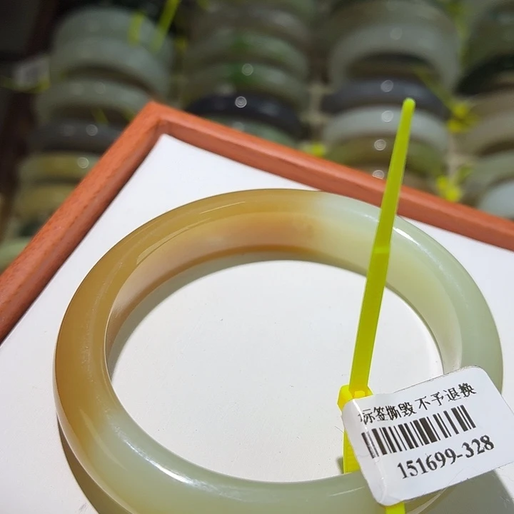 和田玉未镶嵌手镯5758 55