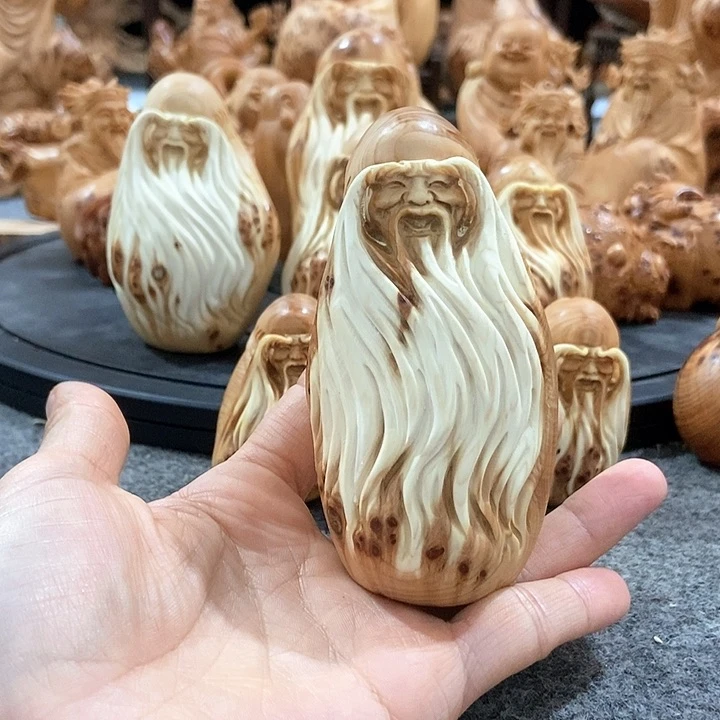 柏木（崖柏）留疤寿星