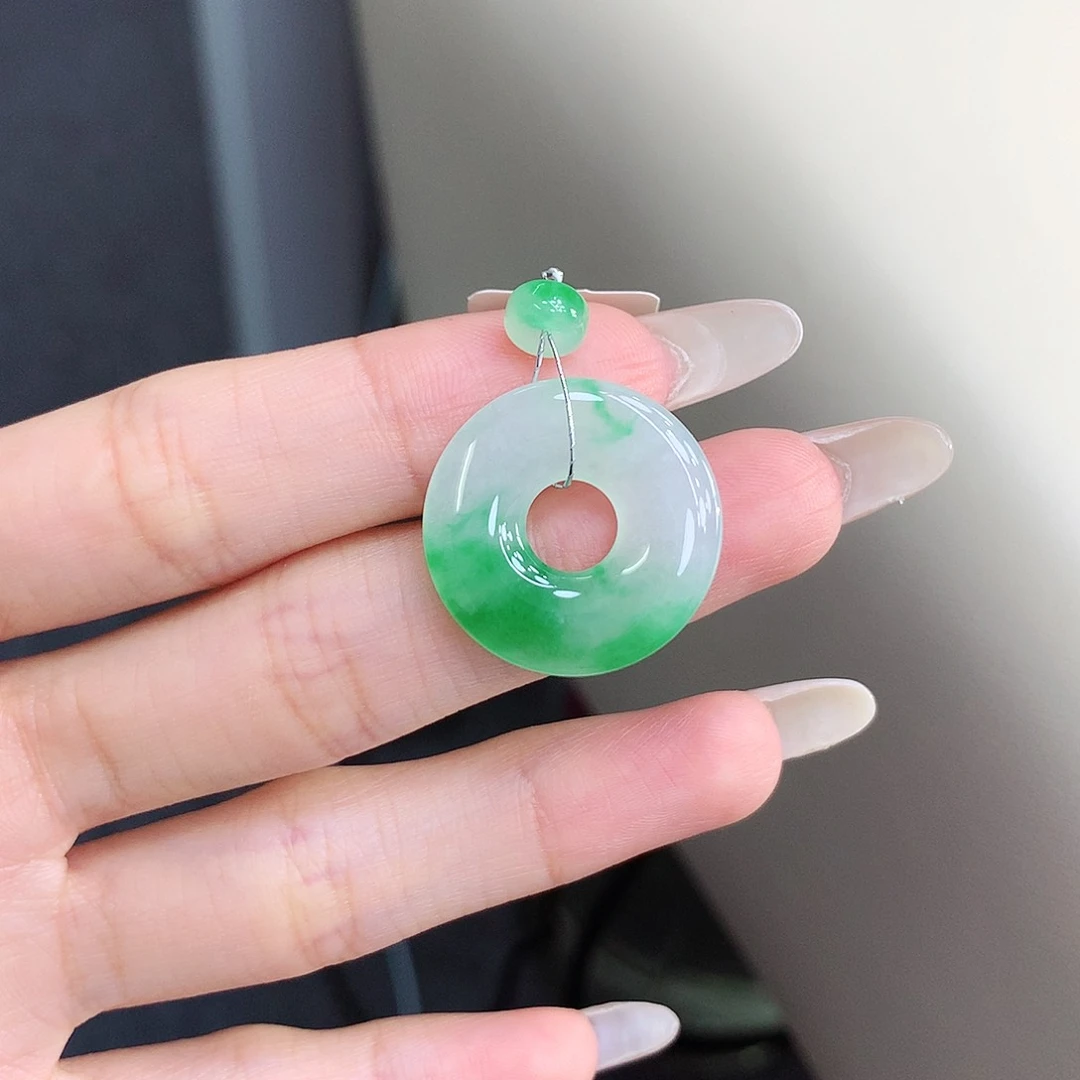 未镶嵌戒指翡翠甜甜圈