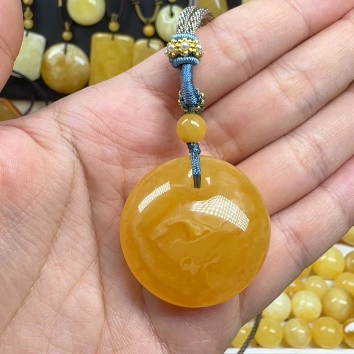 蜜蜡未镶嵌珠宝奇石