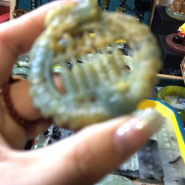 岫玉未镶嵌岫玉挂件
