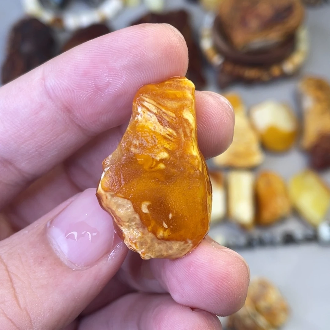定制琥珀天然琥珀