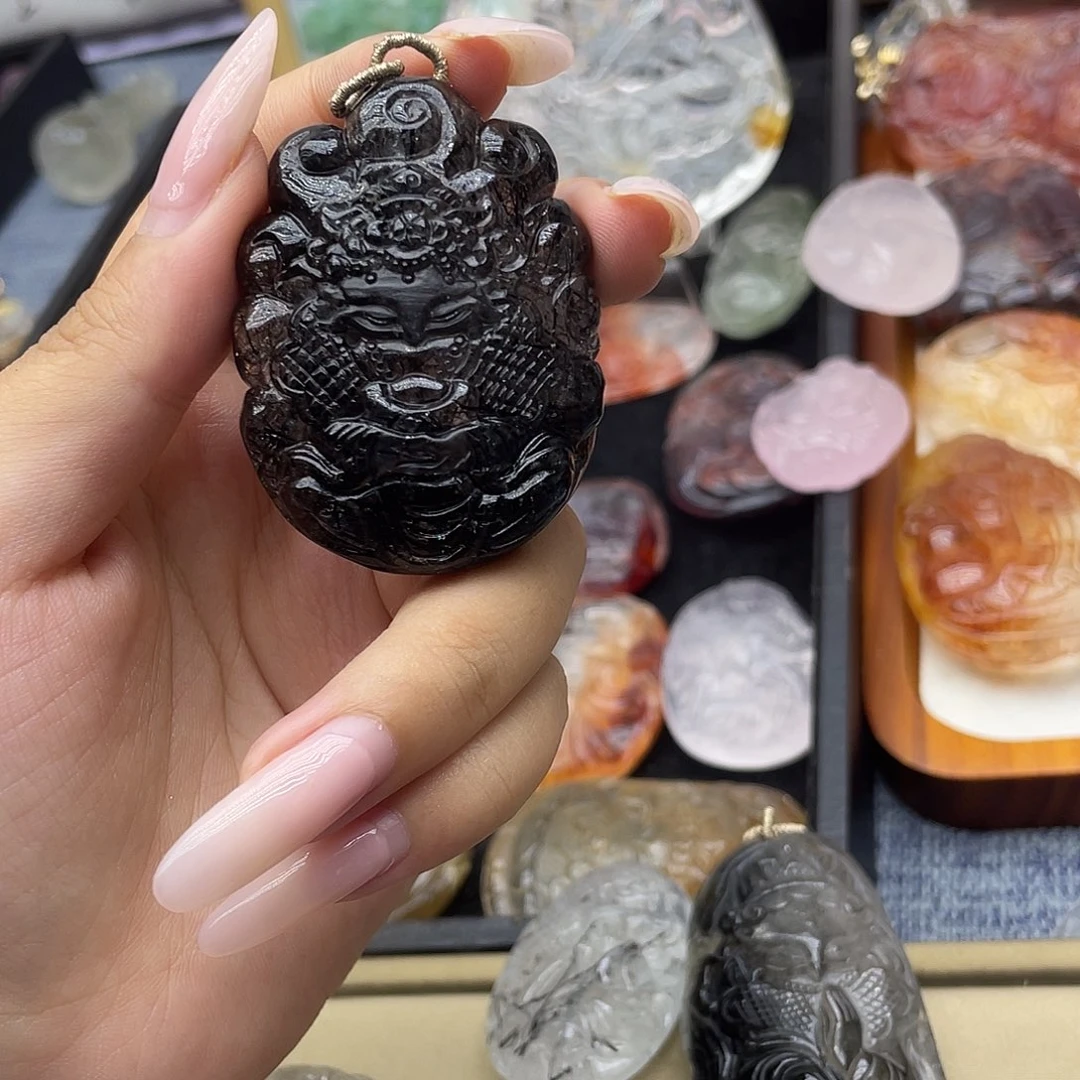 颈饰未镶嵌水晶天然
