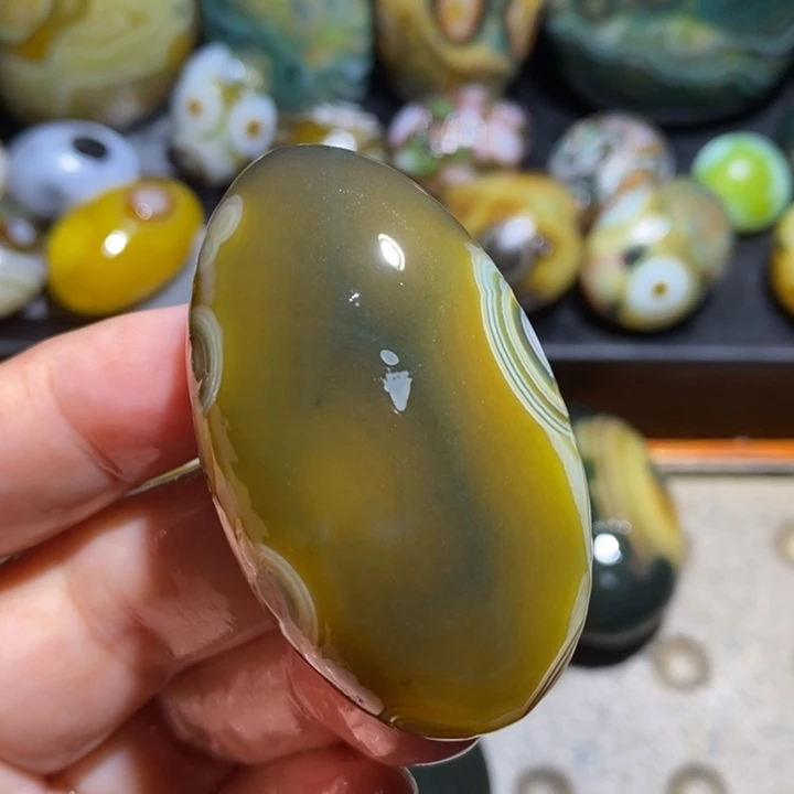 未镶嵌玛瑙/玉髓珠宝半成品116