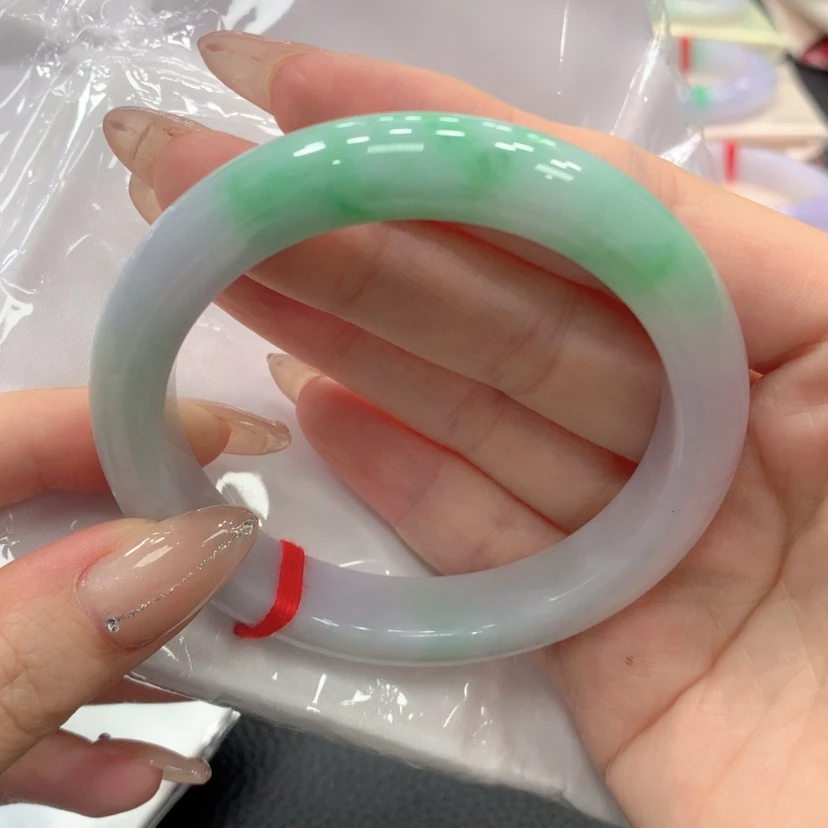 【闪购商品】翡翠手镯未镶嵌翡翠