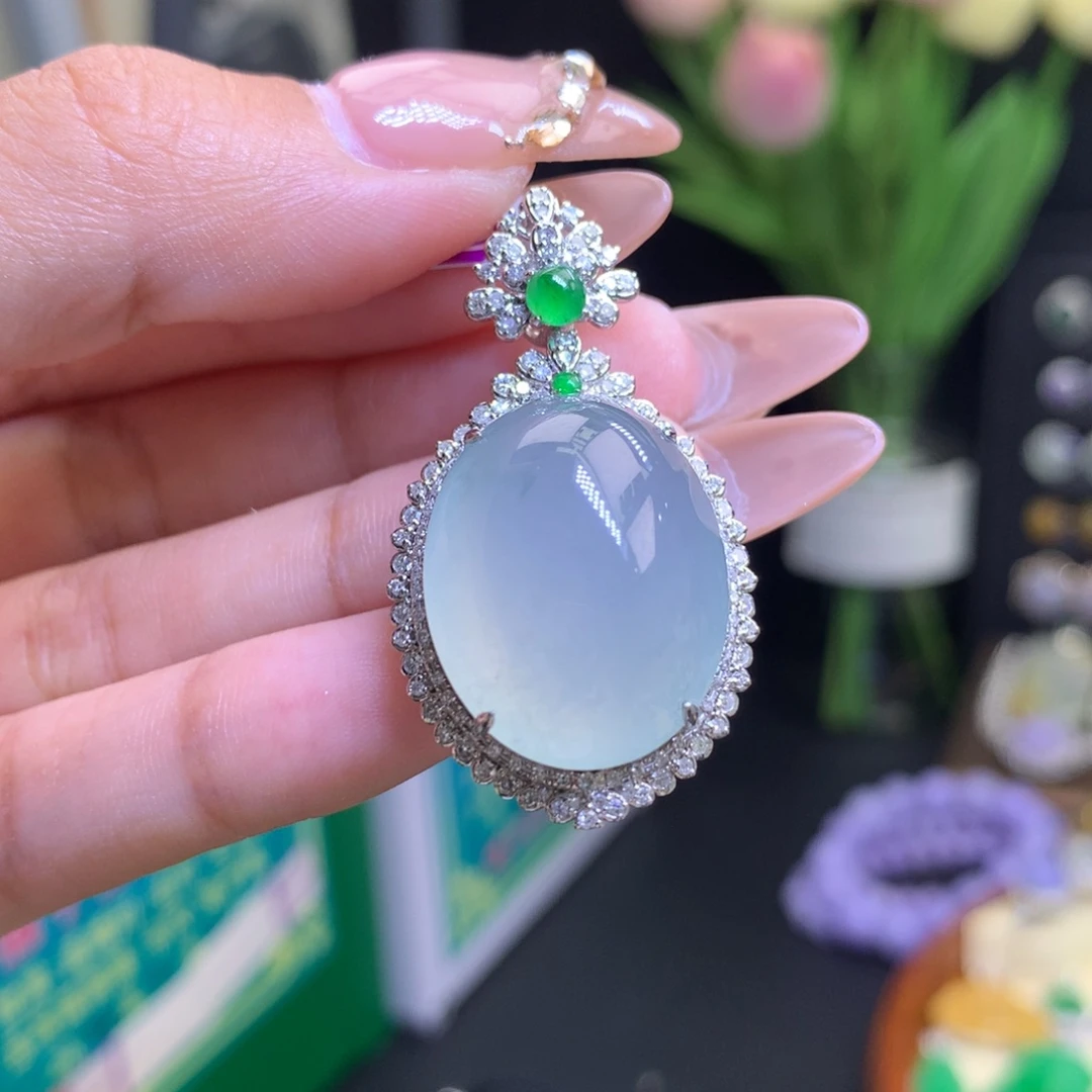 翡翠颈饰18K金镶嵌天然