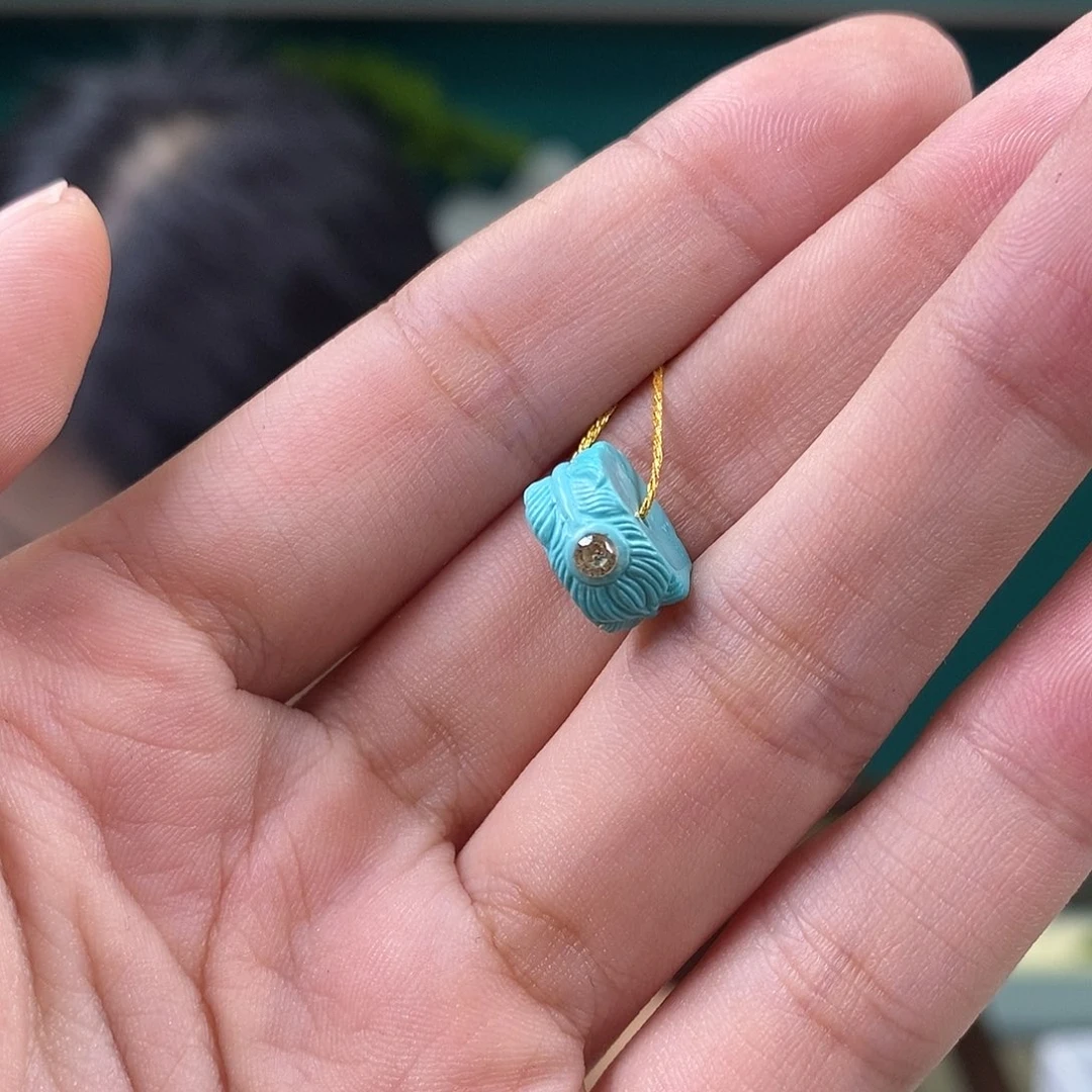 绿松石未镶嵌挂件