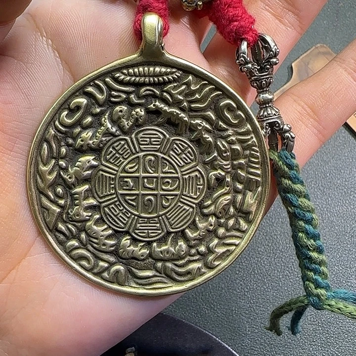 皮***撸铜铁合金类藏传工艺品九宫八卦