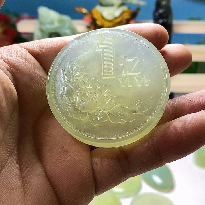 岫玉未镶嵌手把件