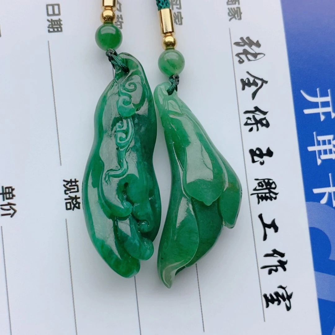 独山玉未镶嵌颈饰安*夏