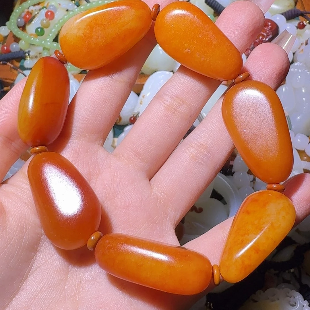 低***.和田玉未镶嵌挂件