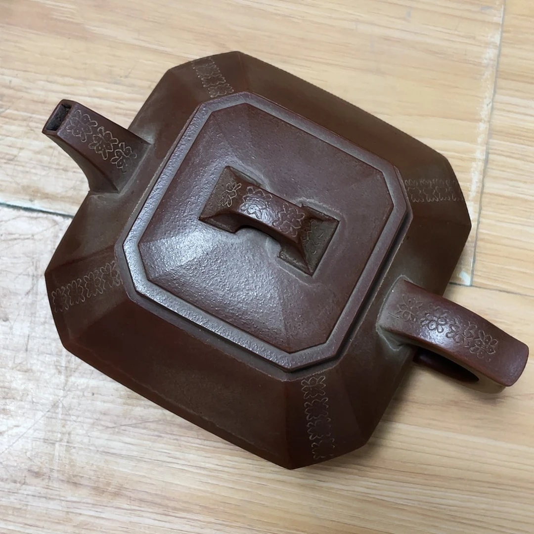 海***鬣宜兴紫砂艺术学院