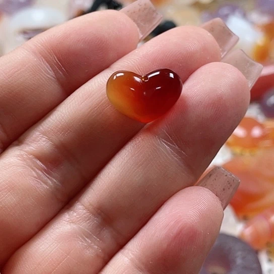 玛瑙/玉髓吊坠(赠链)未镶嵌学**不