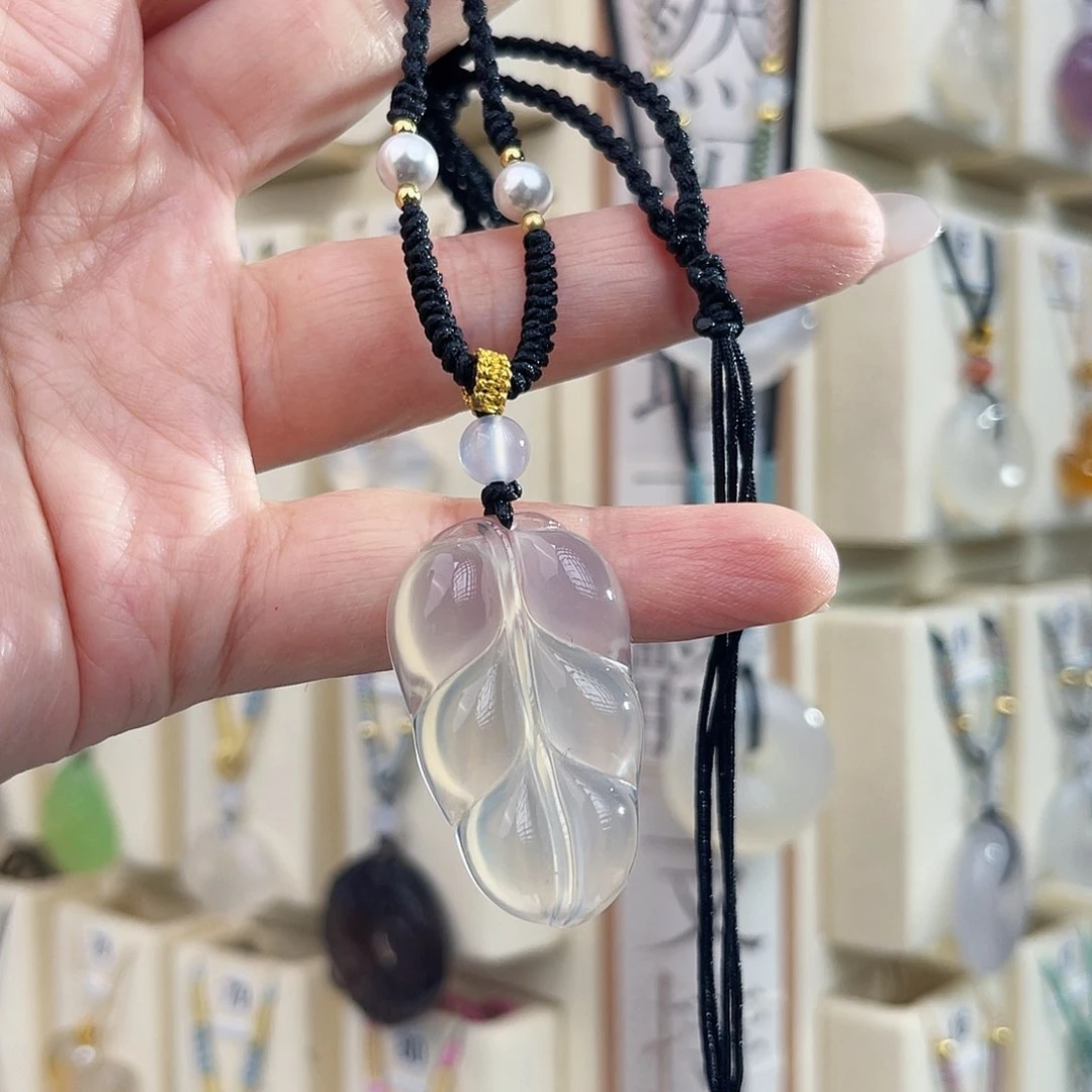 玛瑙/玉髓颈饰合金