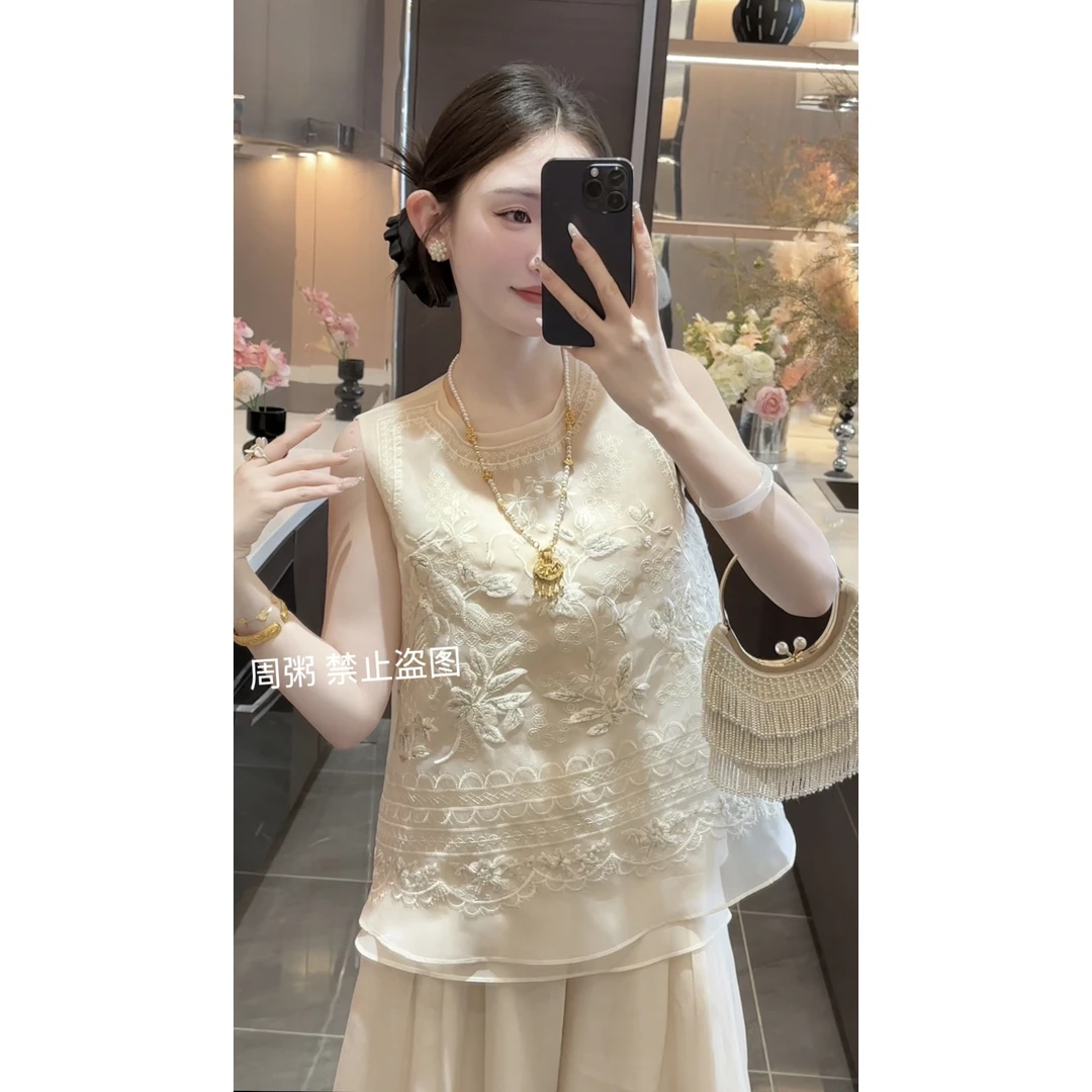 【周粥】【灵玉】2025新款轻奢重工满幅刺绣圆领上衣预JJX5SY3562