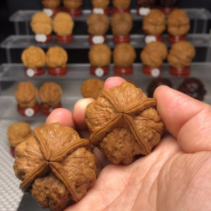 文玩核桃把件31十八包四棱