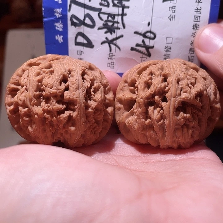 文玩核桃吊坠文玩