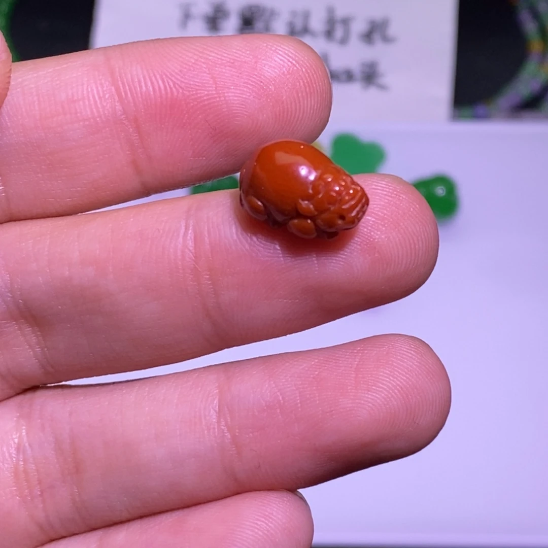 翡翠未镶嵌颈饰吊坠