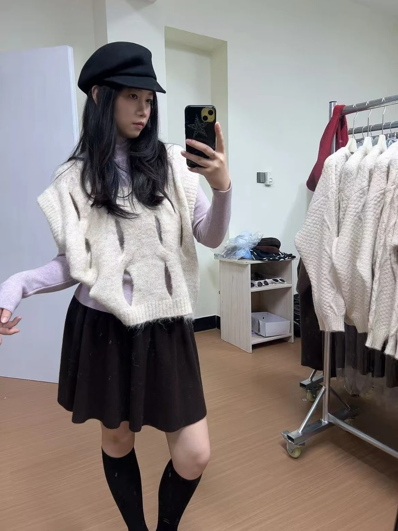 【大闸谢穿搭】设计师款镂空韩版时尚百搭气质冬季加厚款马甲