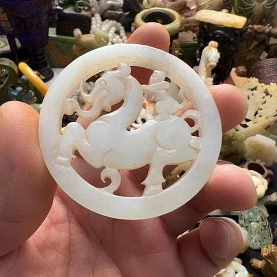 和田玉（糖玉）未镶嵌挂件