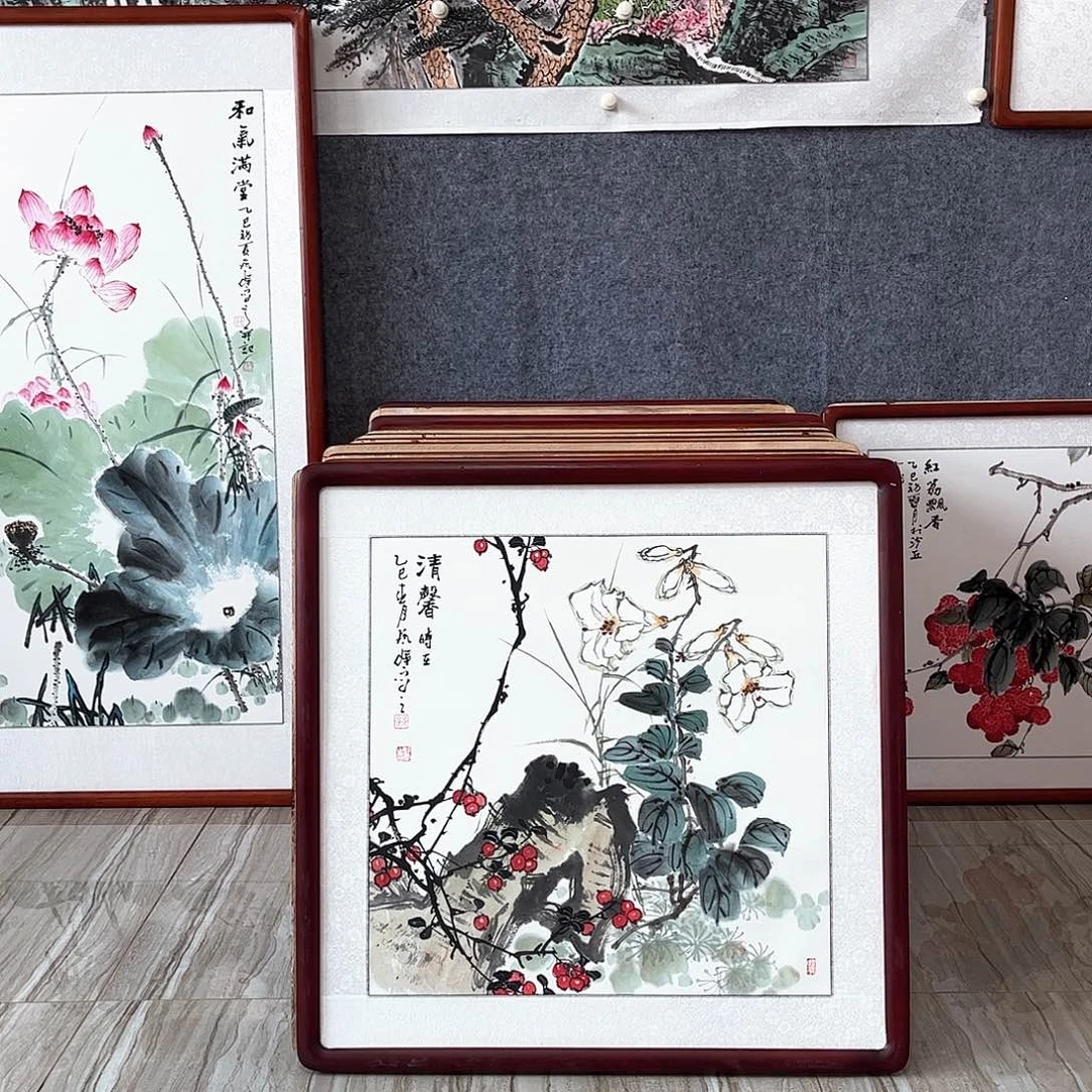 国画书画作品带框63×63厘米