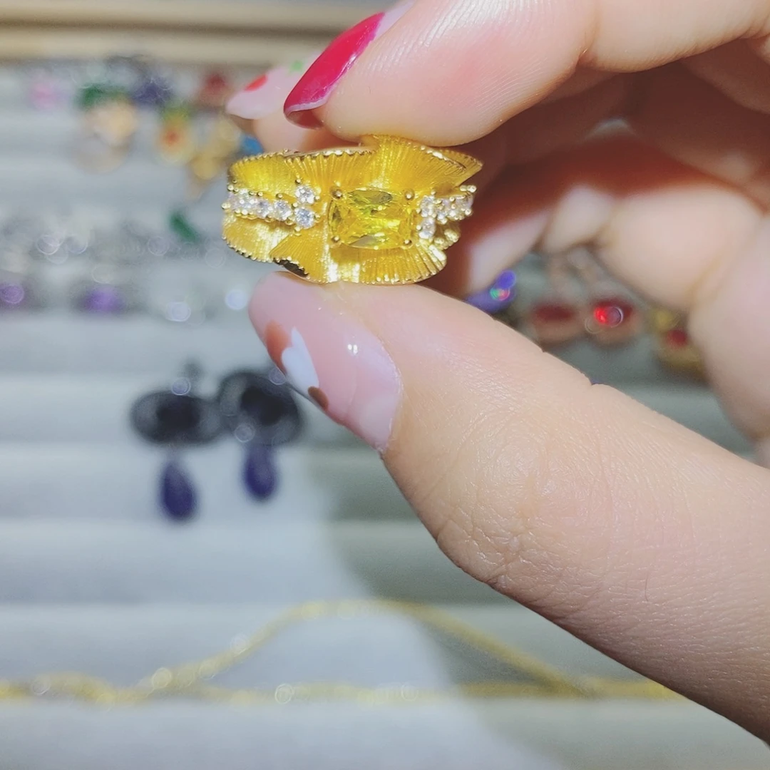 【闪购商品】托帕石耳饰银S925镶嵌