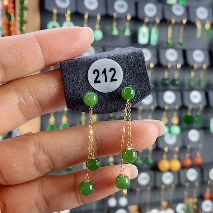 和田玉耳饰18K金镶嵌