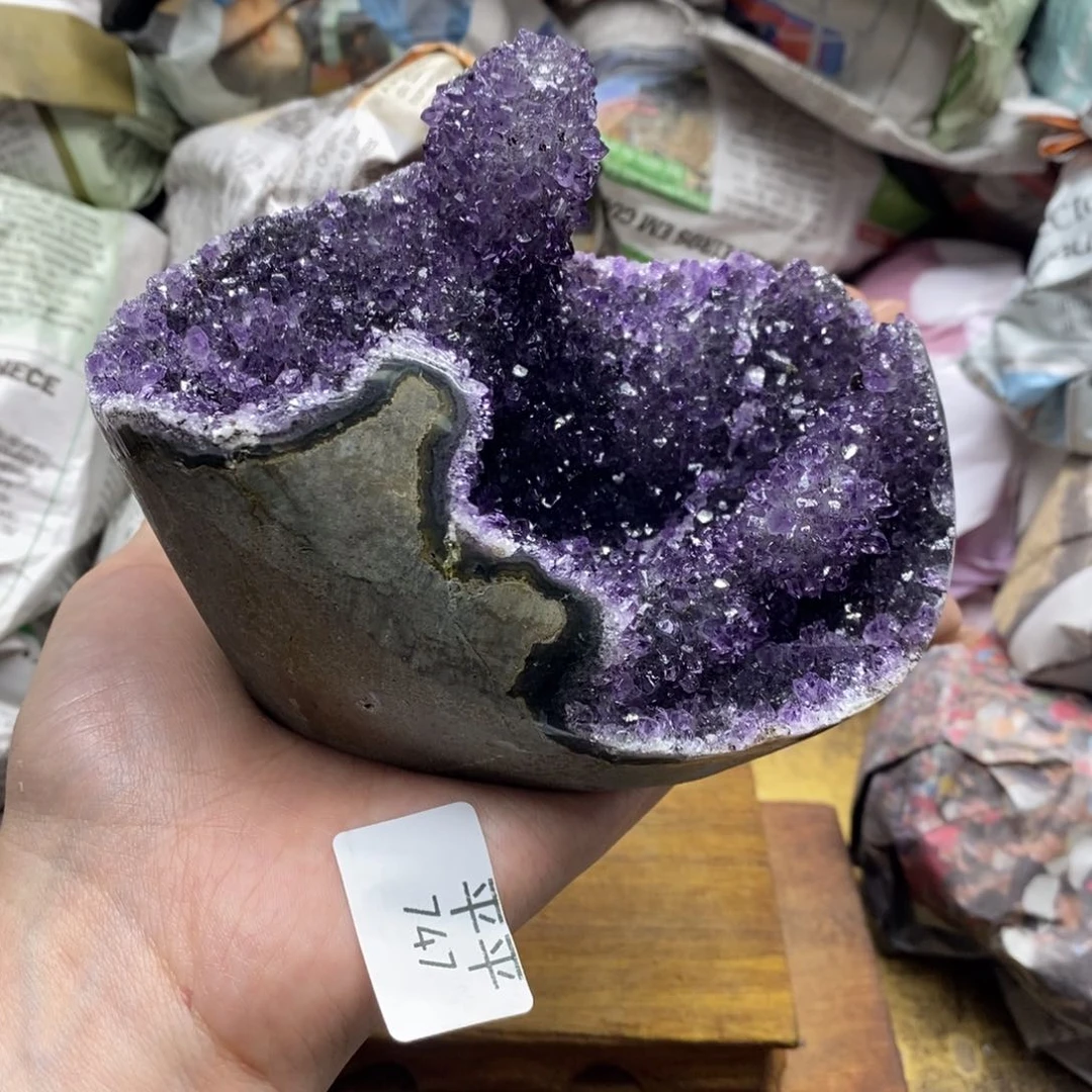 紫晶乌拉圭未镶嵌