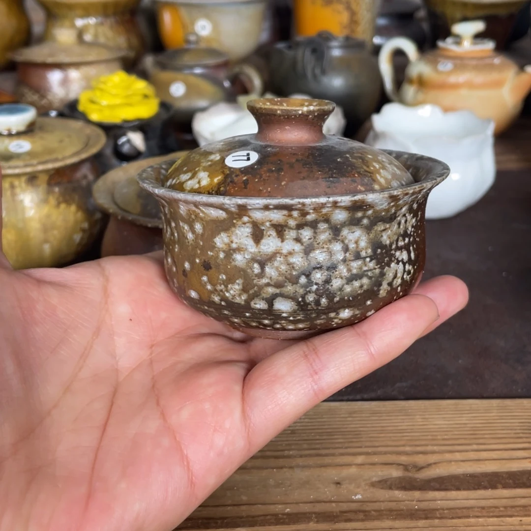 77盖碗。容量110。 柴烧