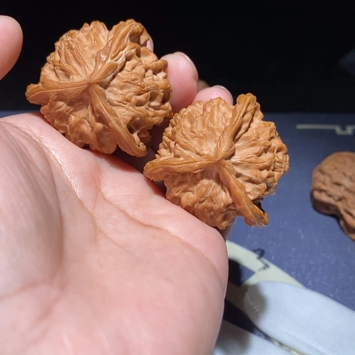 吊坠文玩核桃盘山三棱