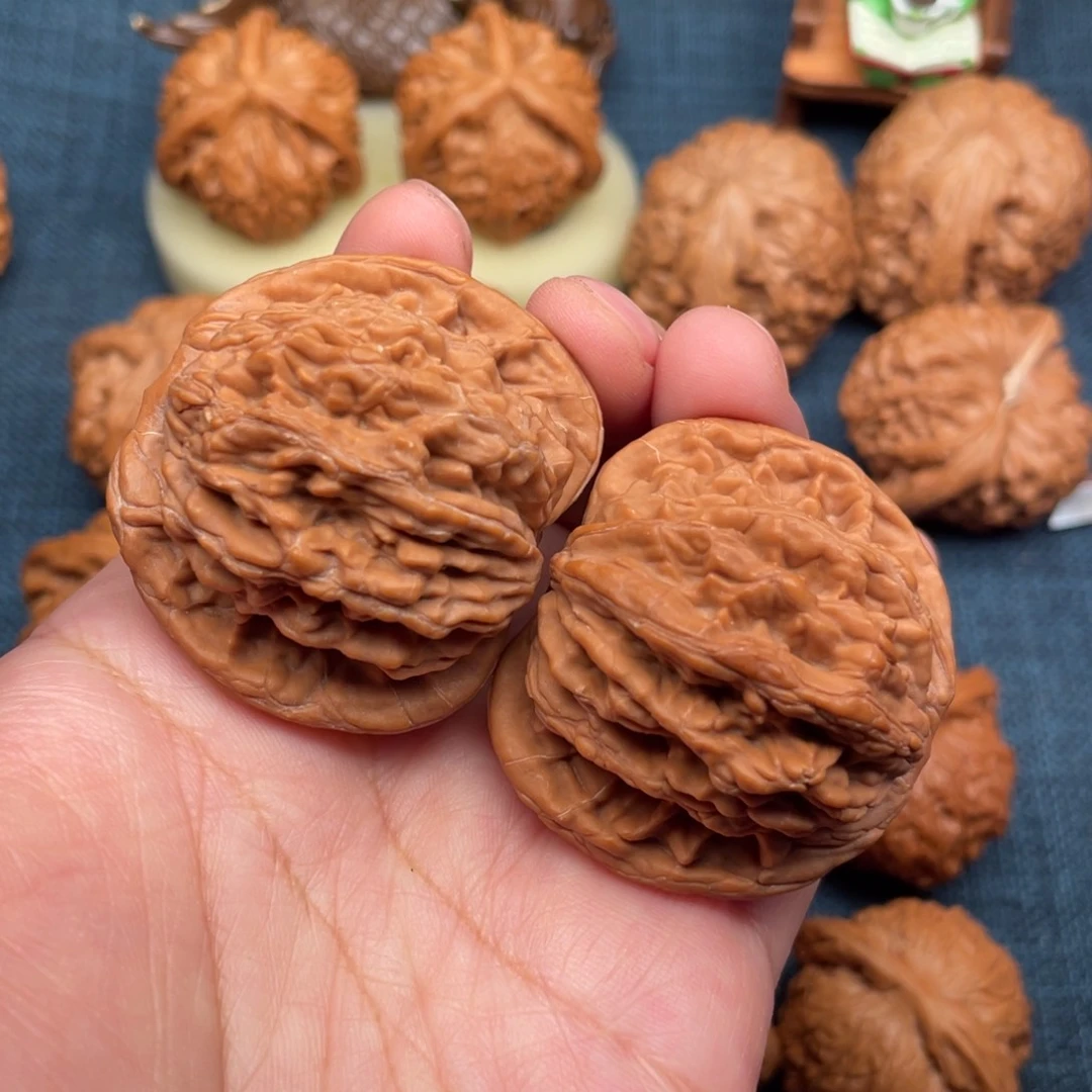 把件文玩核桃44毕业狮虎兽全品