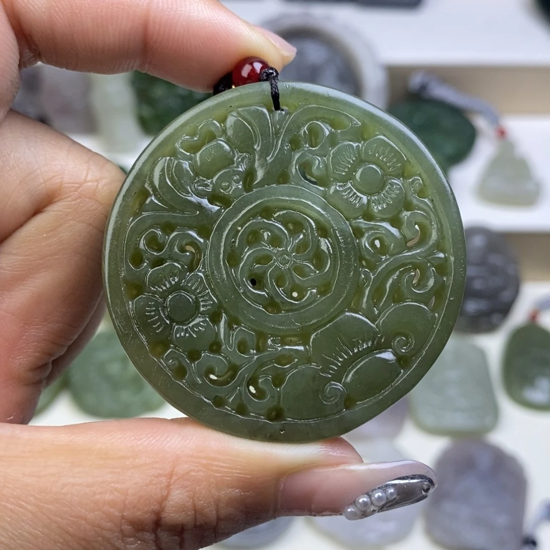 和田玉吊坠未镶嵌