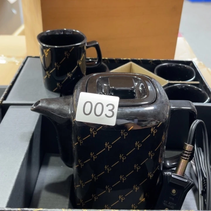 盖碗瓷器制作工艺精湛