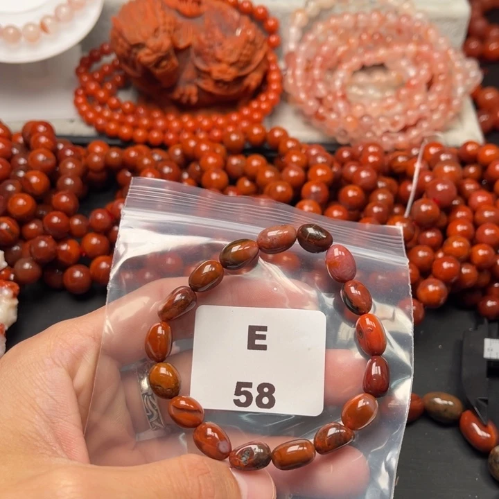 南红玛瑙未镶嵌多样性发货默认微瑕称重8mm