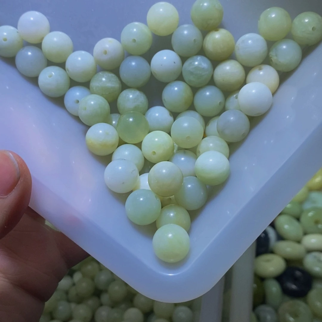 【闪购商品】蛇纹石玉颈饰未镶嵌82