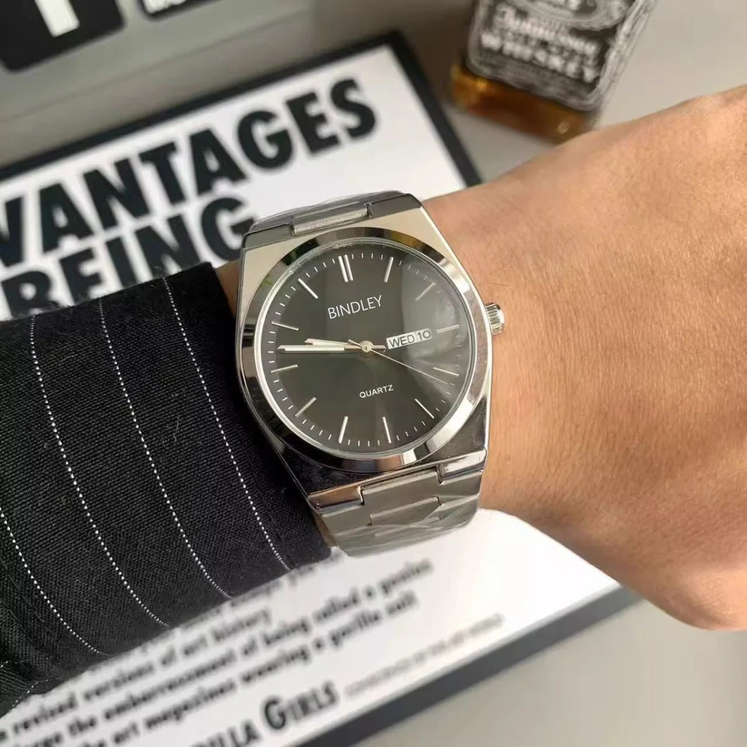 手表男士新款时尚潮流休闲学生高颜值防水双日历钢带男款石英腕表