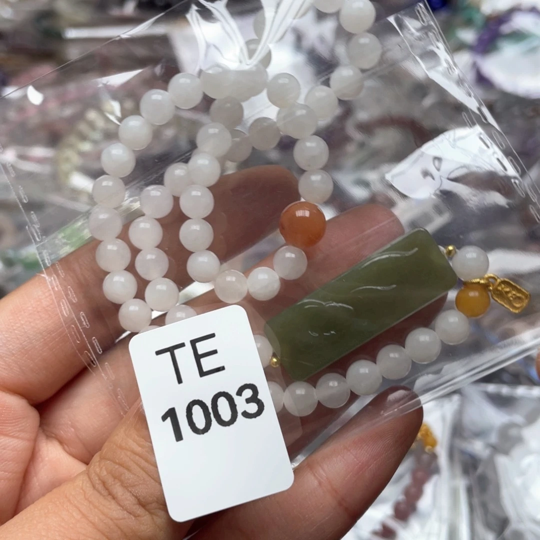 水晶多样性发一只未镶嵌