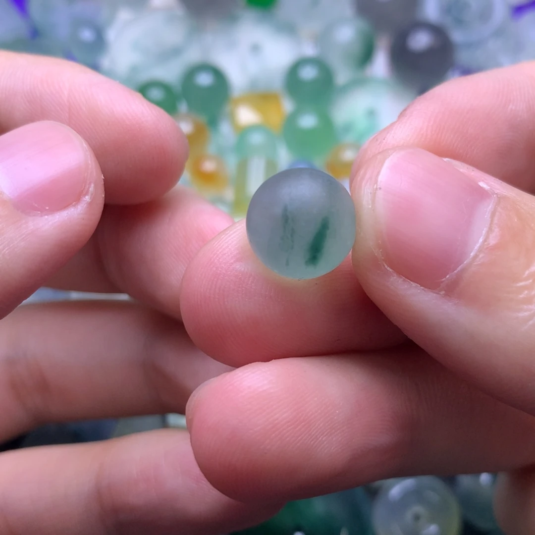 定制翡翠未镶嵌挂件