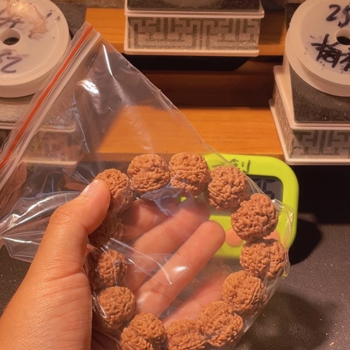 河***泰手串金刚菩提这个